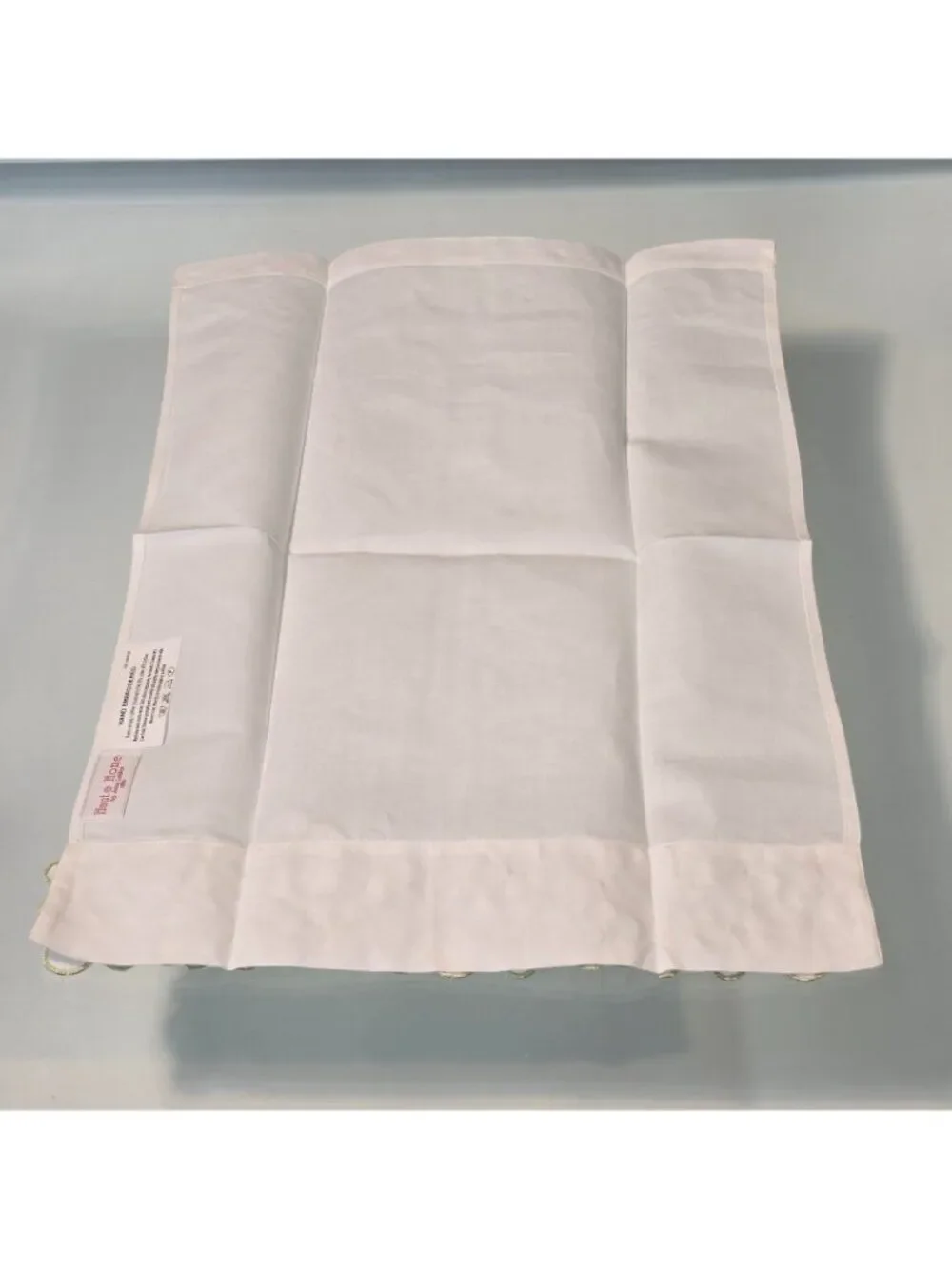 Haute Home Jane Leider Fingertip Guest Towel White Green Hand Embroidery NEW